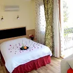 Ξενοδοχείο Magic Tulip 3*
