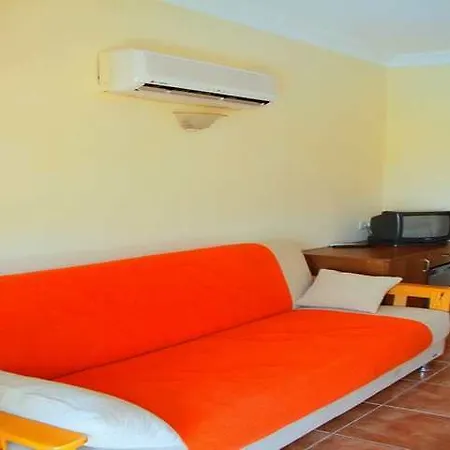 Magic Tulip Szálloda