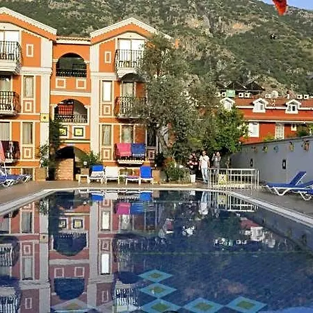 Magic Tulip Hotel