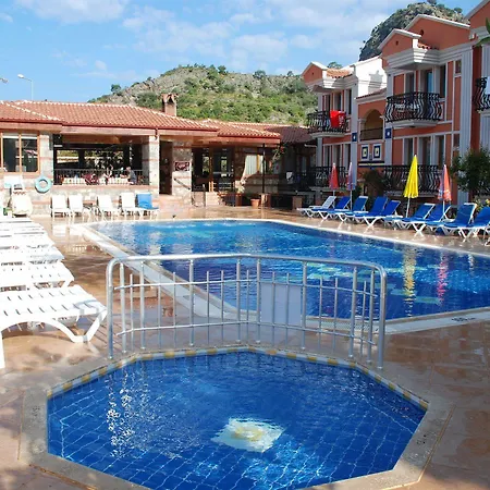 Magic Tulip Szálloda 3*